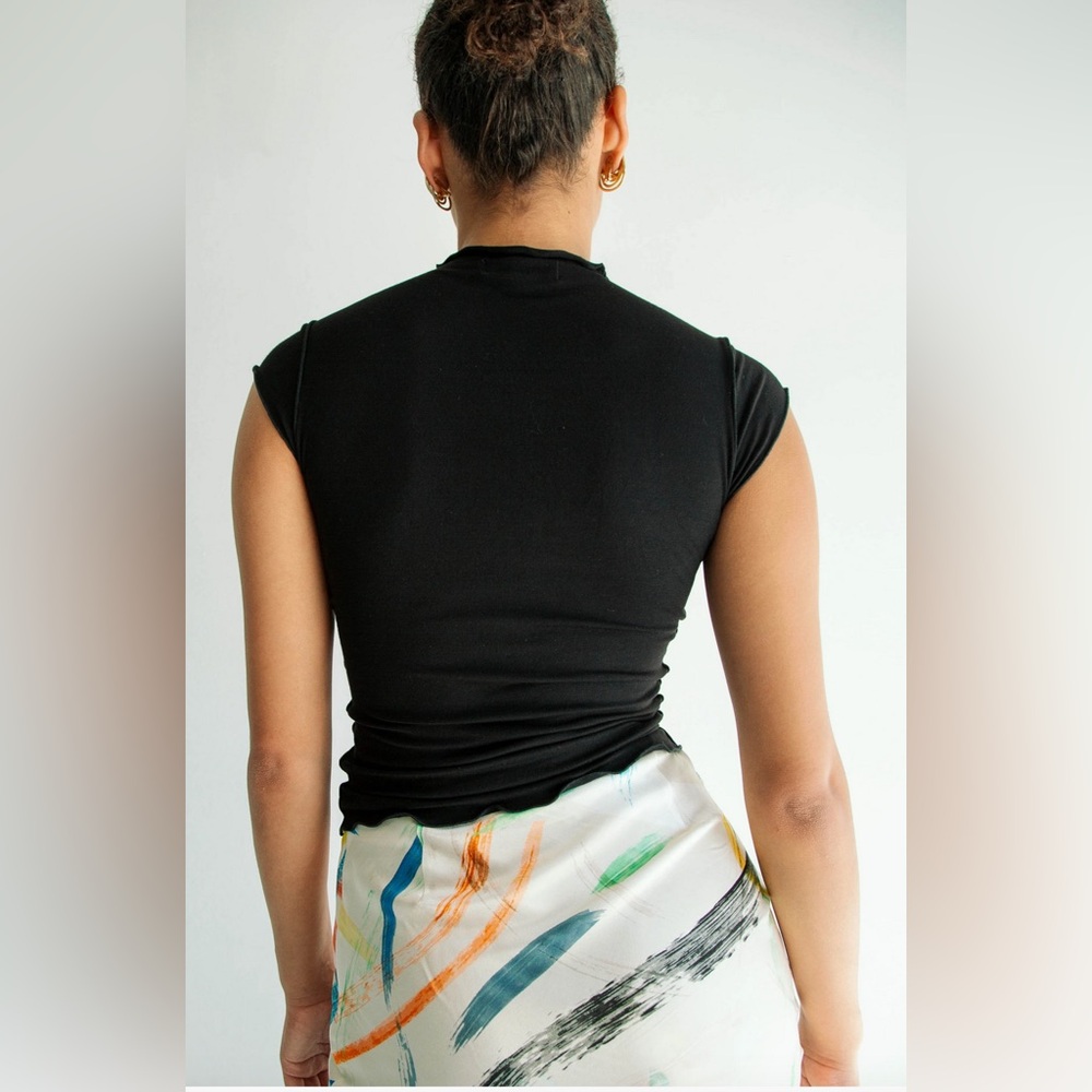 SOLD - The Line by K Reese Mock Neck Top - Picture 2 of 8